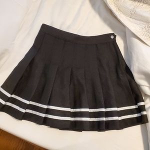 SOLD - H&M Black Pleated Tennis Skirt